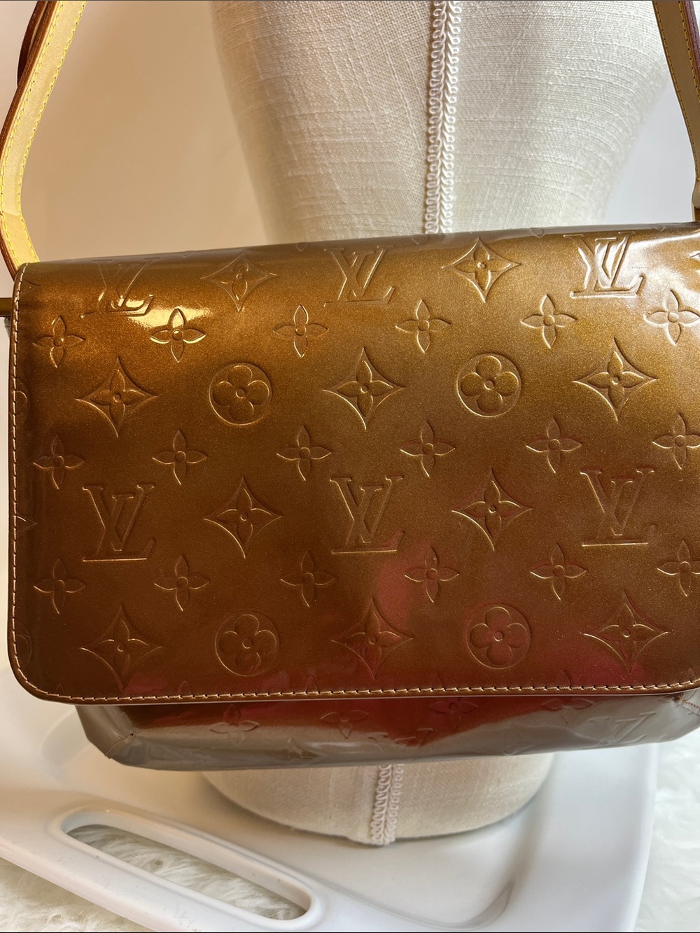 Louis Vuitton Monogram Vernis Thompson Street Bag Bronze - Picture 14 of 14